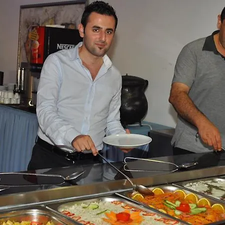 Blue Night Hotell Konaklı